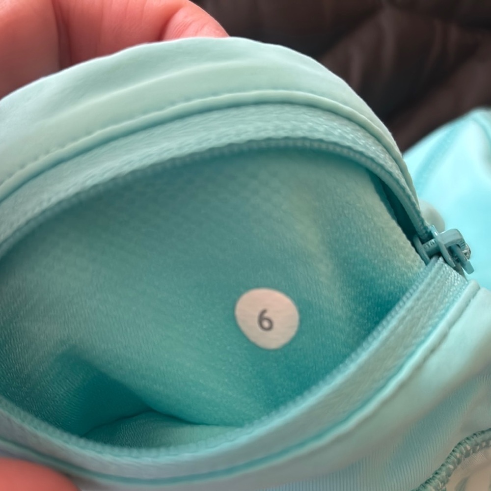 Blue Lululemon Women's Athletic Skirt - Picture 4 of 4